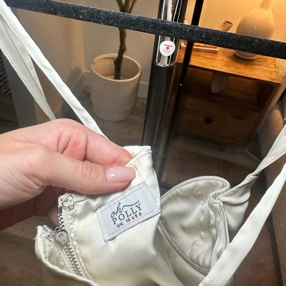 Oh Polly Influence Me Satin Cupped Corset Top in Ivory - Picture 4 of 5